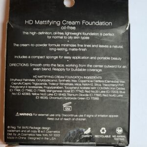 HD MATTIFYING CREAM FOUNDATION odcień Porcelain jINW